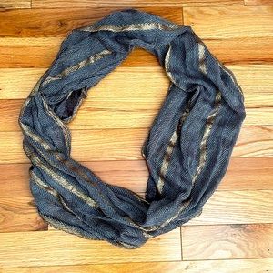 NWOT Ann Taylor Loft Circle Wrap Scarf